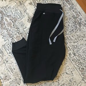 Zamora jogger size M petite!